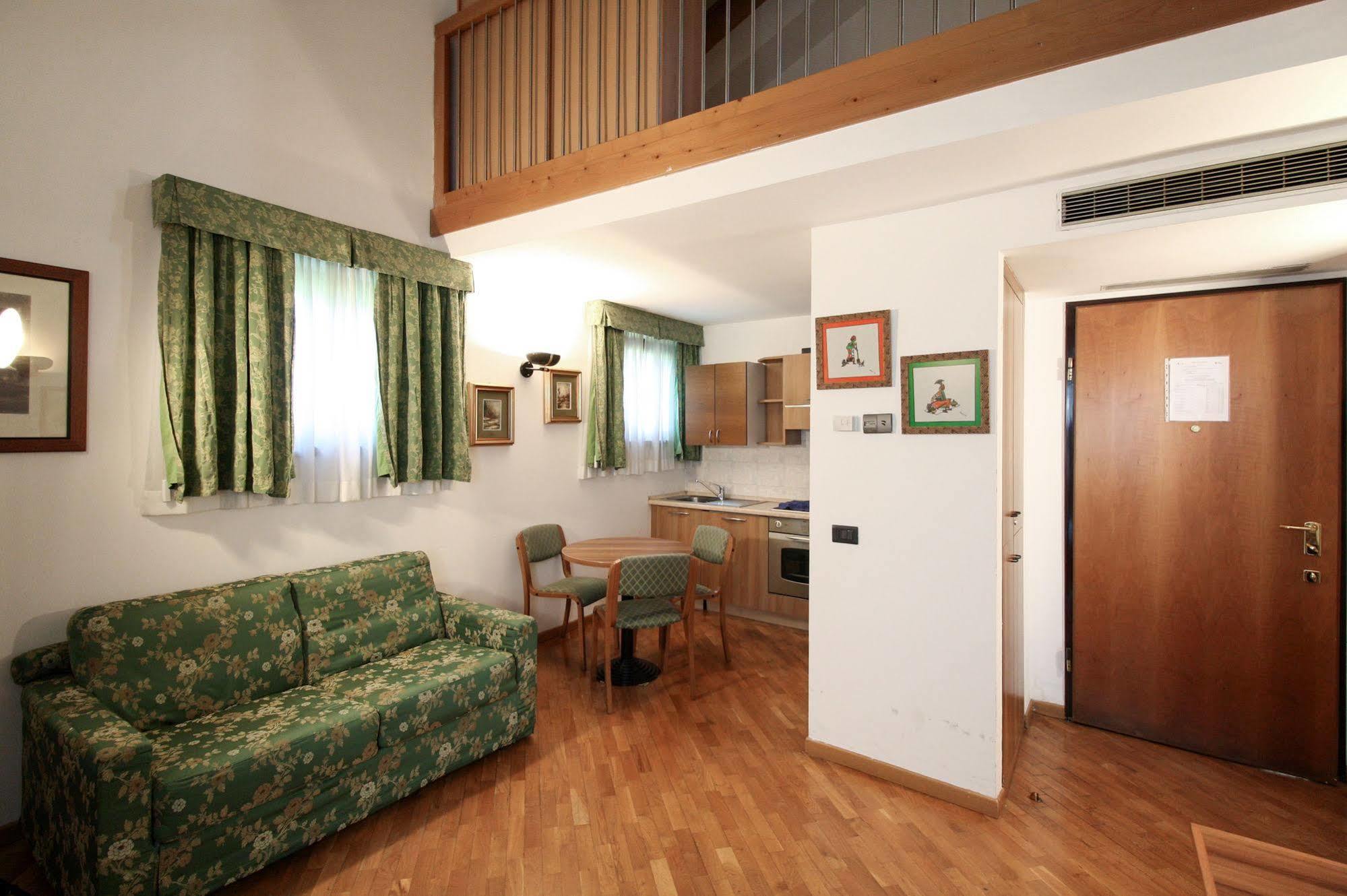 Rege Hotel Сан-Донато-Міланезе Екстер'єр фото